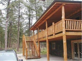 Trails End Lodge كاستر المظهر الخارجي الصورة